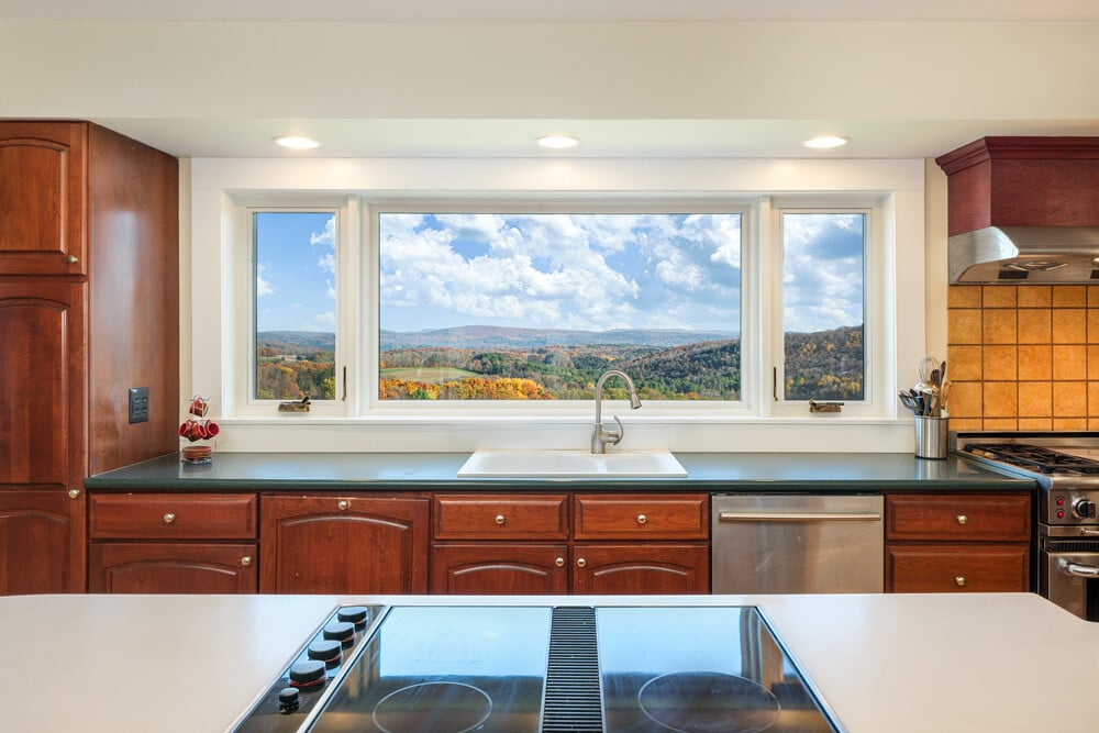 pano window kitchen
