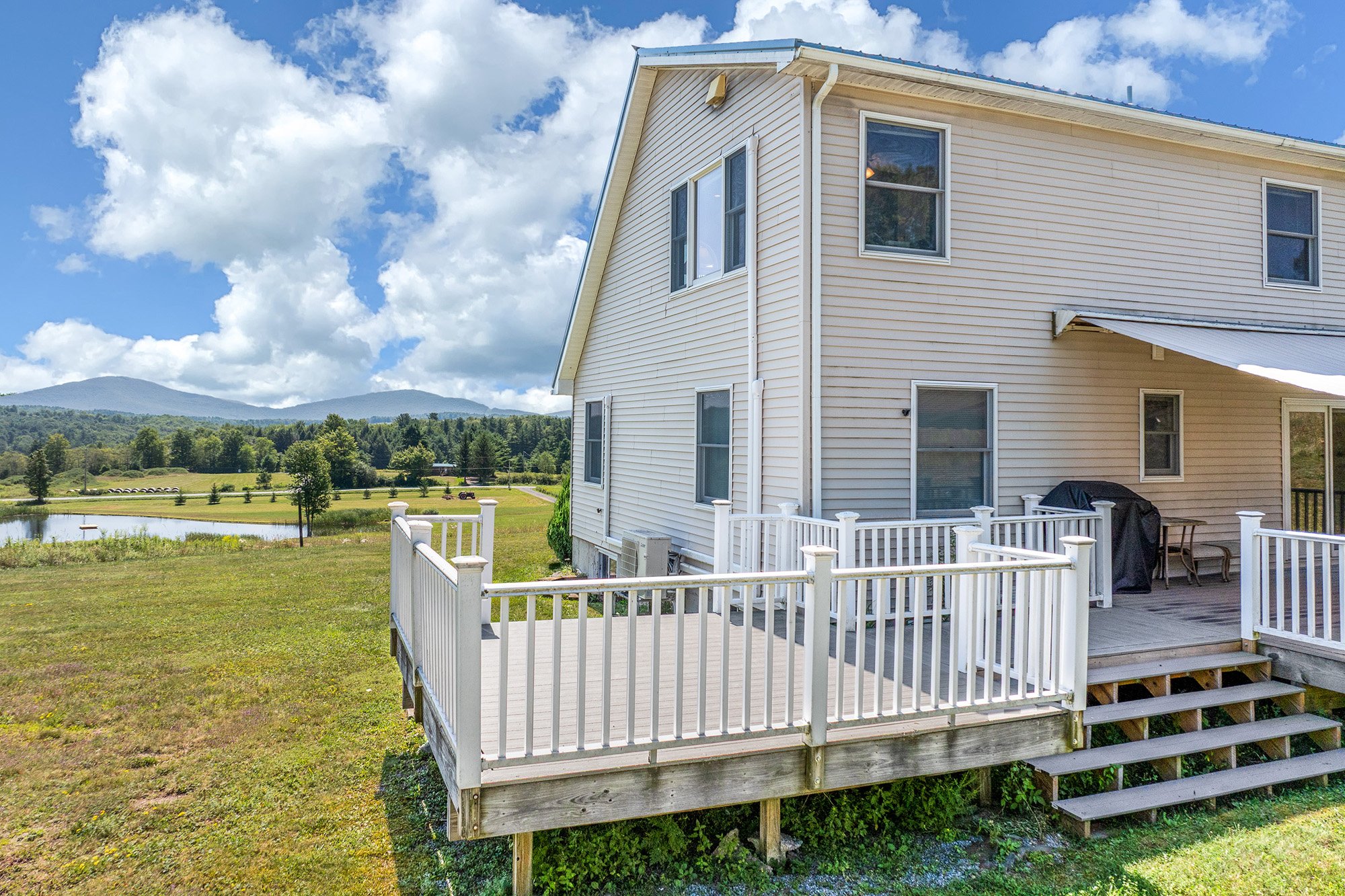 1025 Gaffey Rd - 006