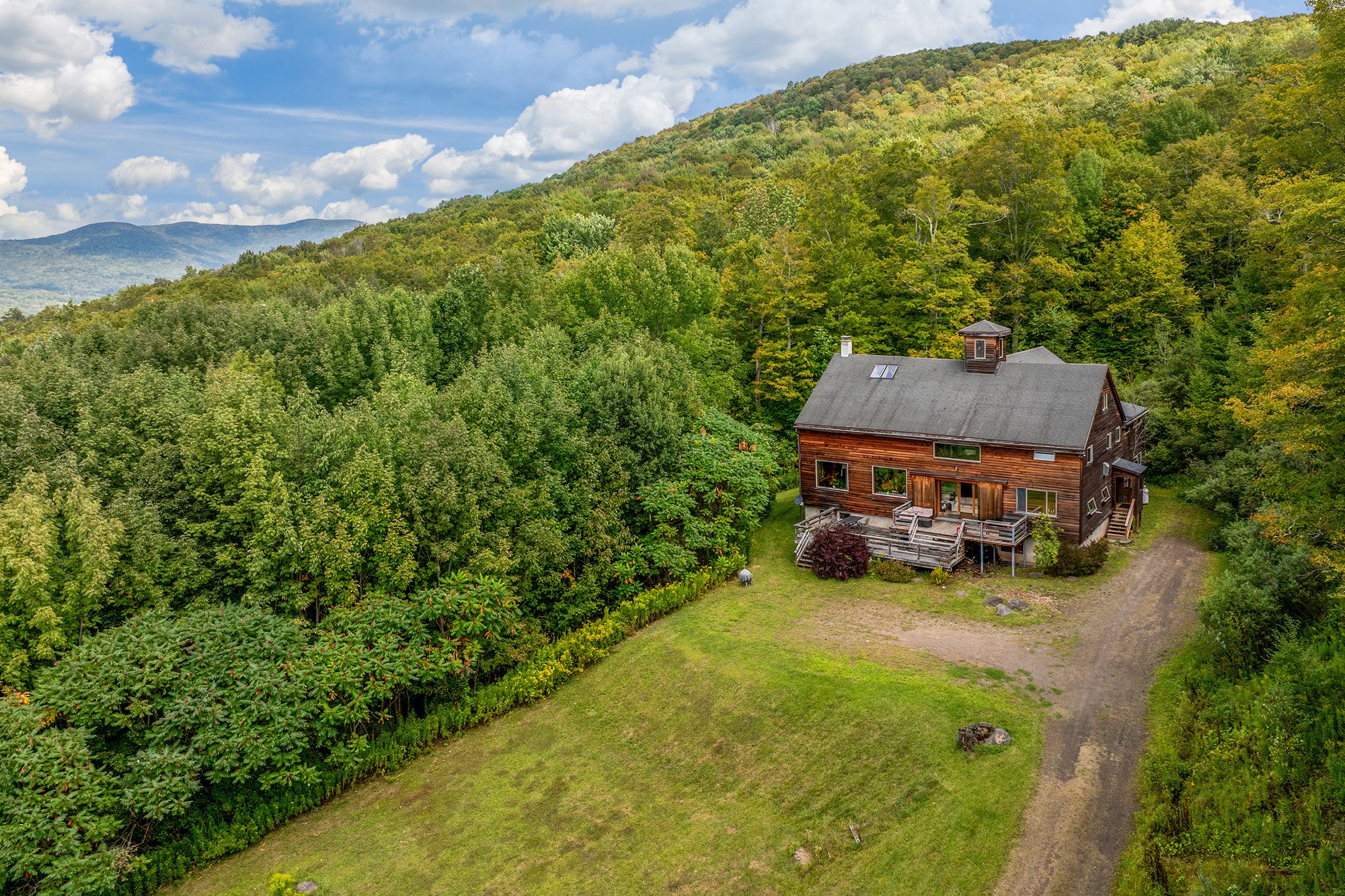 059 -- 105 Stewart Rd