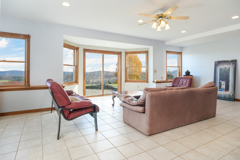 1st floor living room 