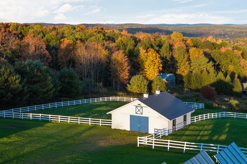 4-Horse Barn and Paddocks