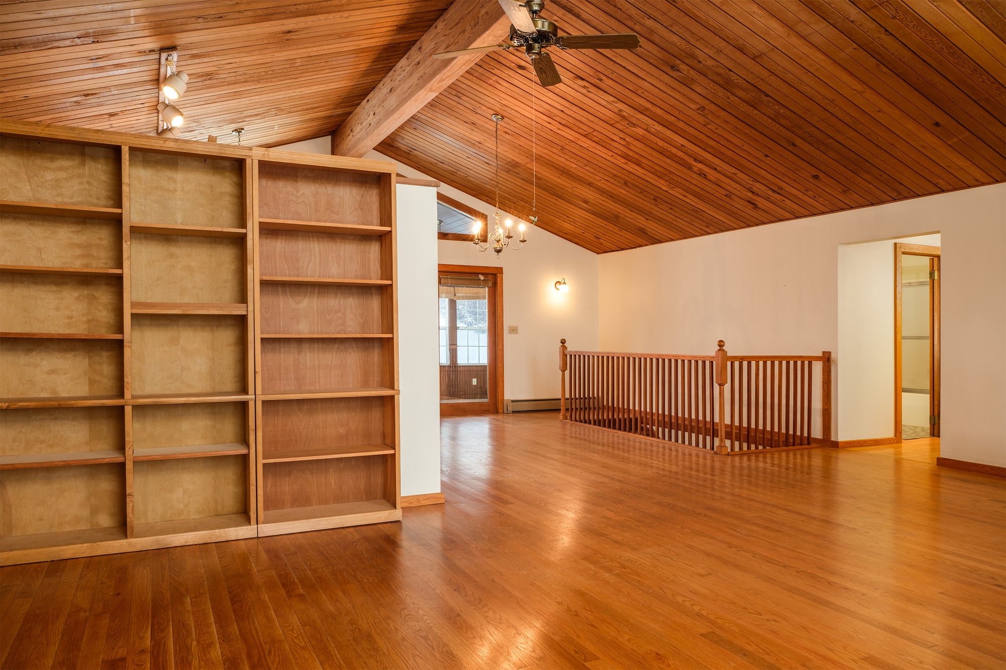 13 Great Room  - 260 Southside Dr