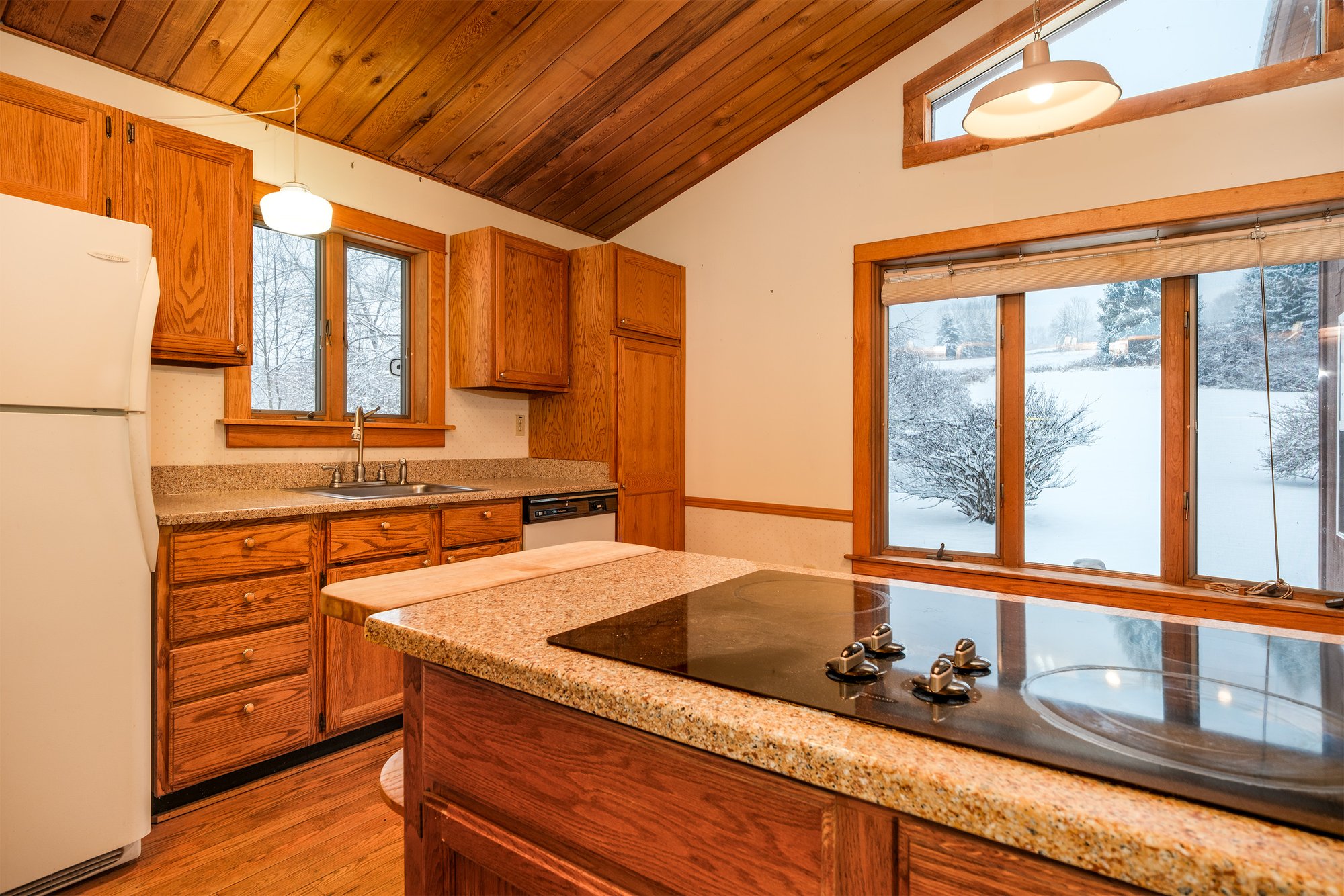 15 Kitchen - 260 Southside Dr