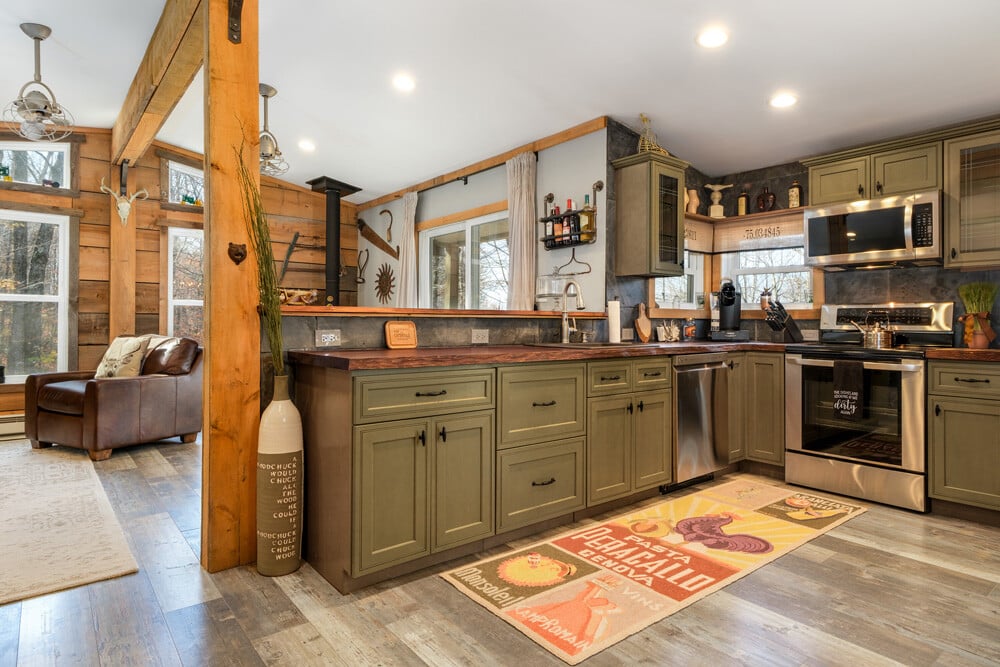 464 Curtis Lane - Kitchen