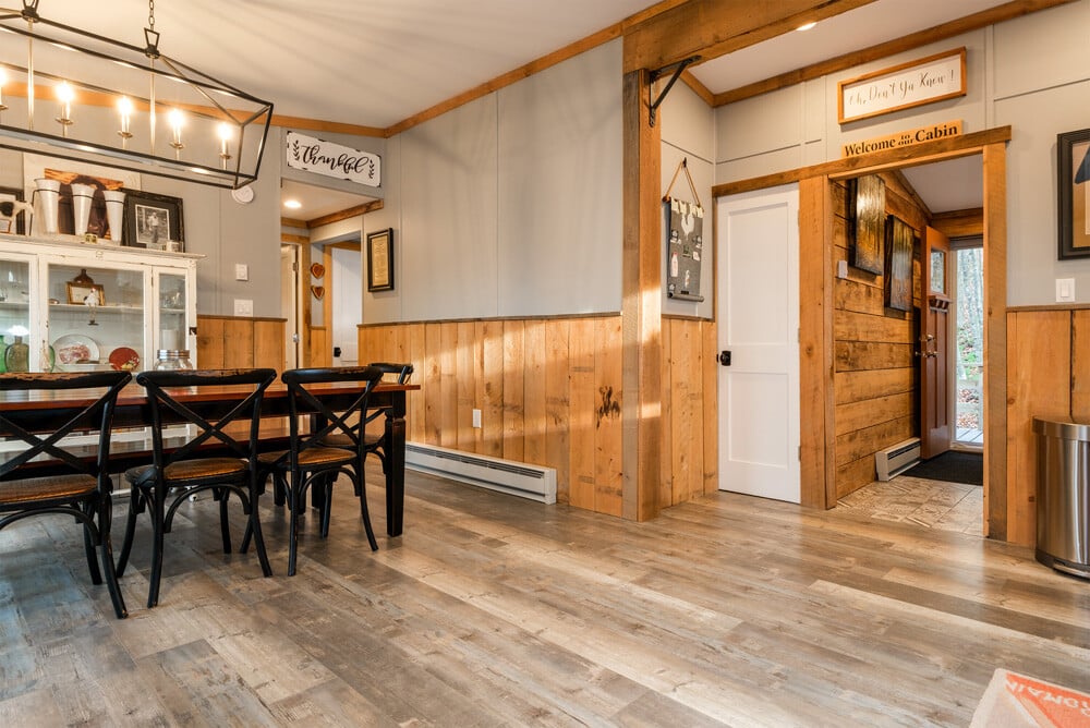 464 Curtis Lane - Dining Area