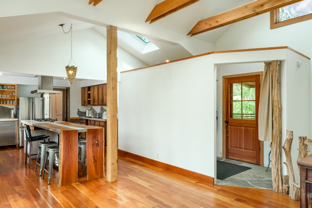 Foyer and Kitchen - 4923 County Highway 36