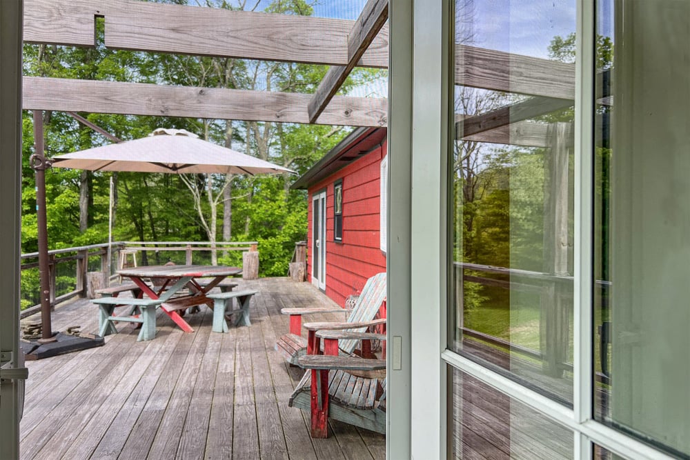 Access to the back deck - 4923 County Highway 36
