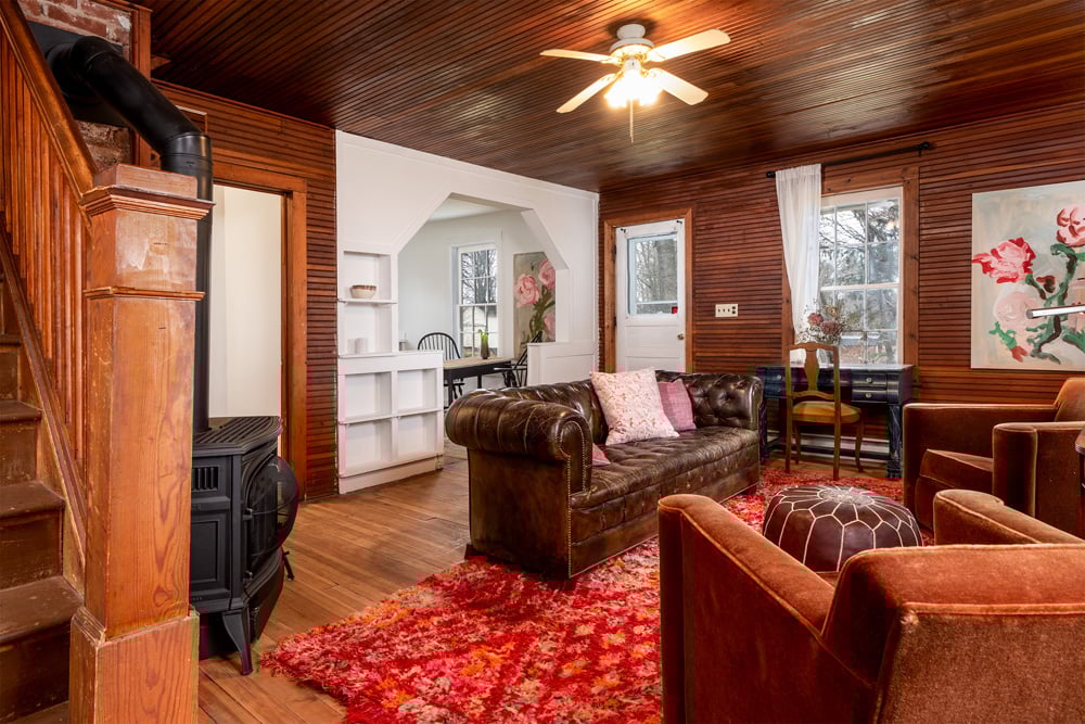 047 Cottage Living Room