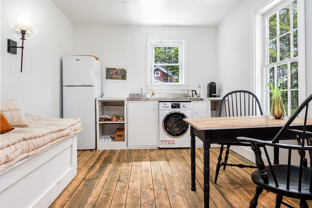 055 Cottage kitchen