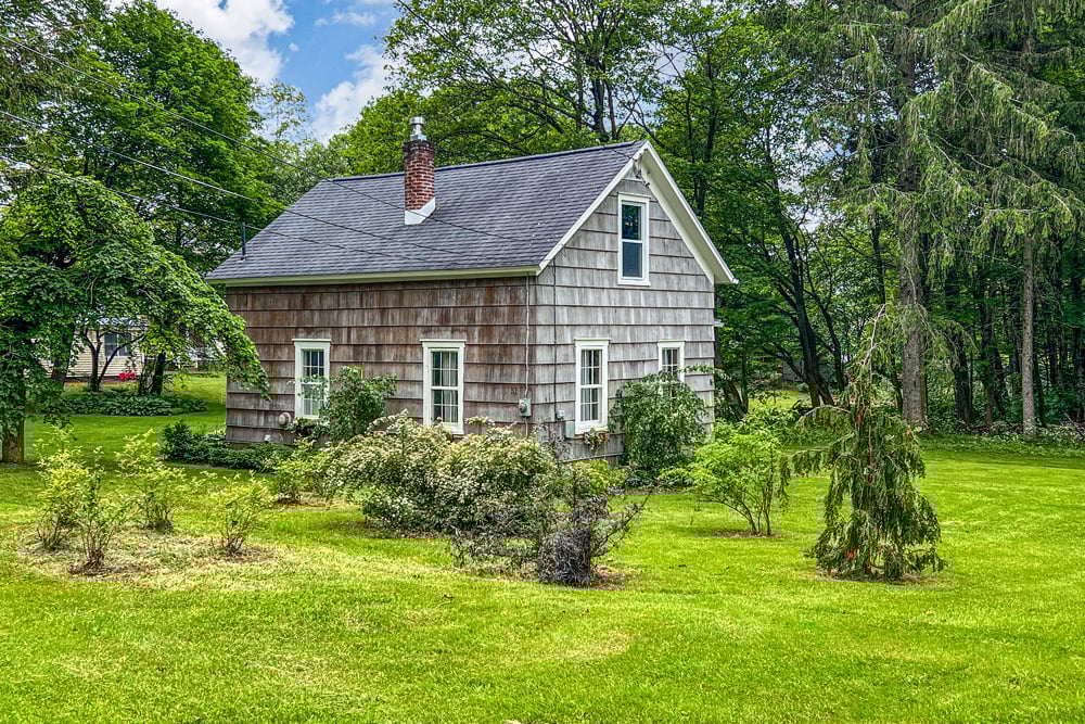 057 Cottage