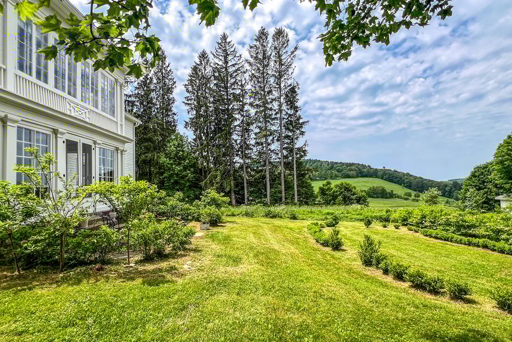 061 Ayre House