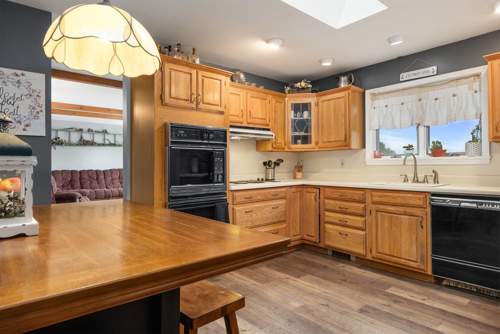 532 Wilbur Hill Rd -011