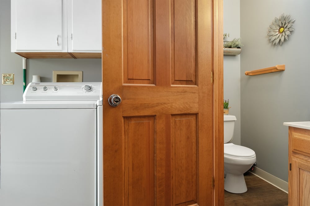 Mudroom/Laundry room - 532 Wilbur Hill Rd