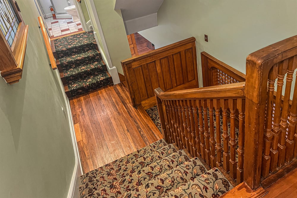 39 Central Stairs (Split Staircase 2nd floor landing) - 6 Westridge Rd Cooperstown