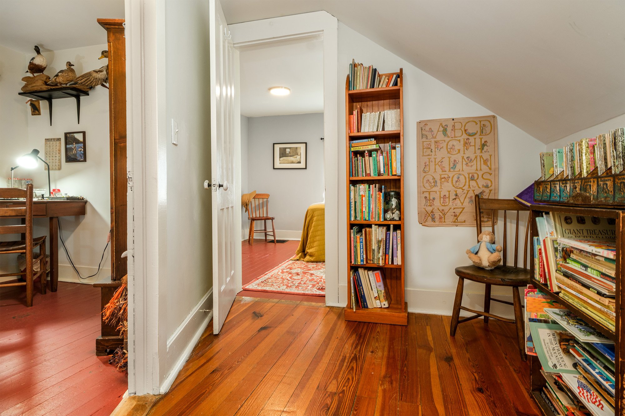 Craft Room / Office - 70 Case Hill Rd