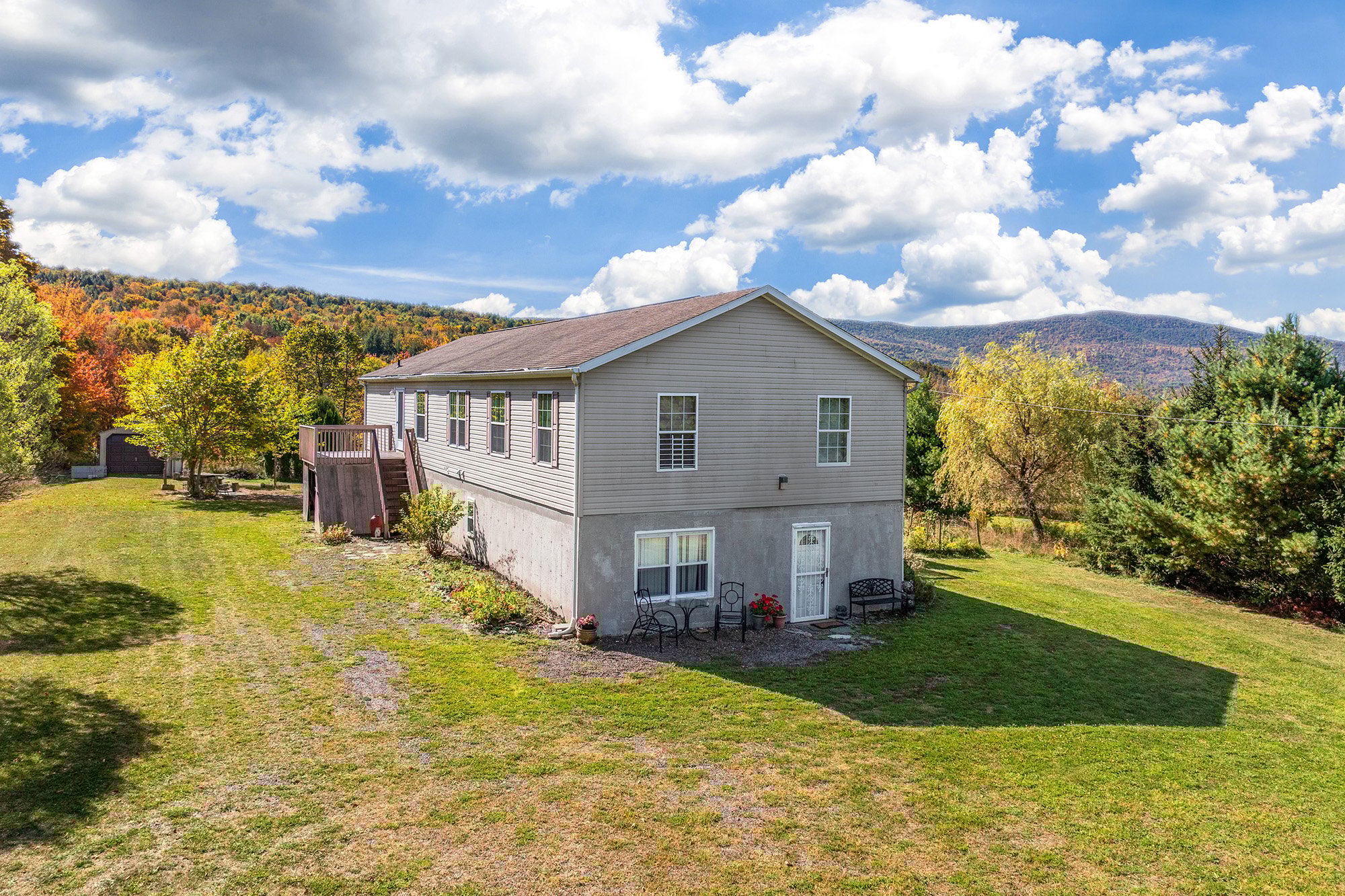 003 -- 936 Potter Mnt Rd