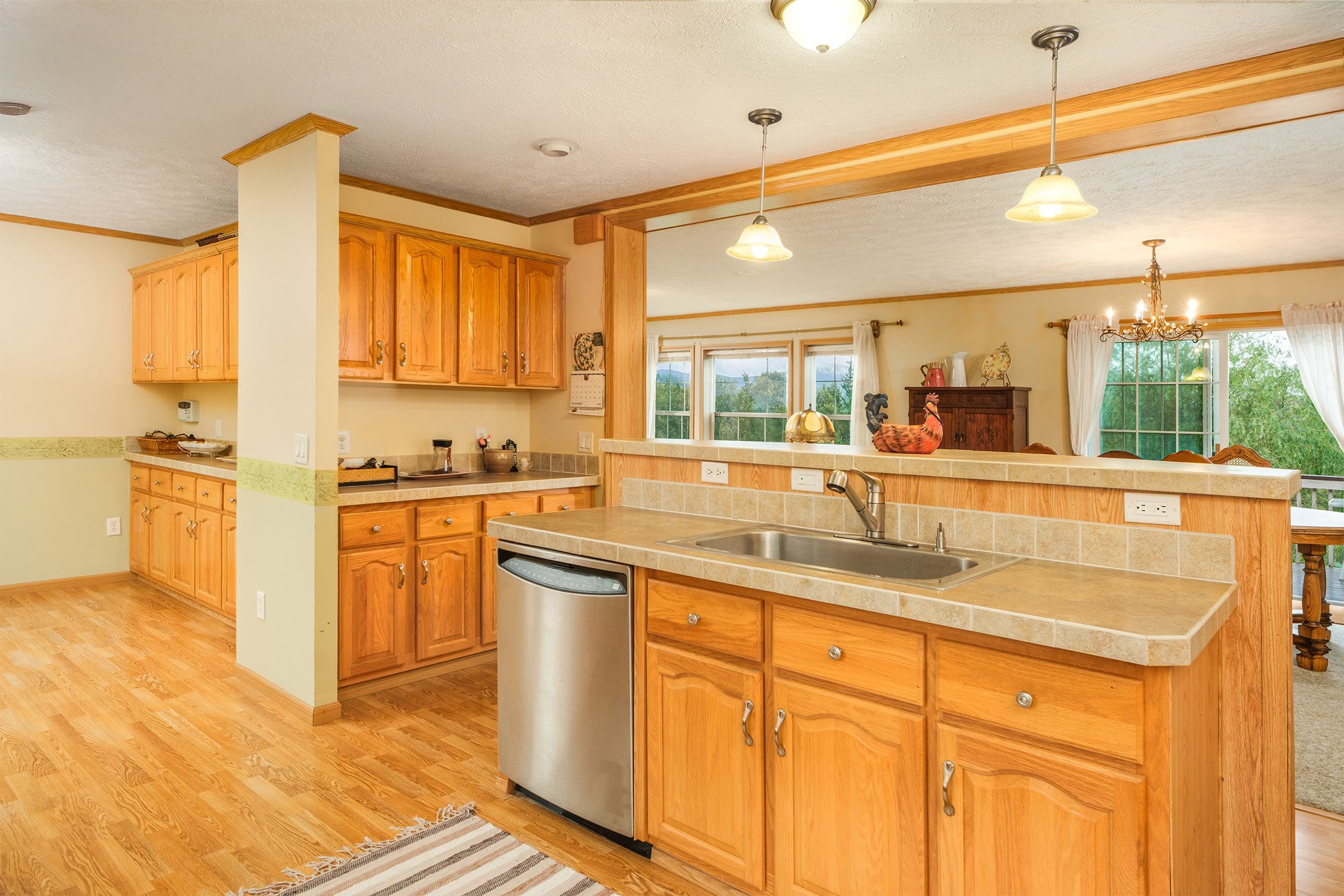 011 -- 936 Potter Mnt Rd