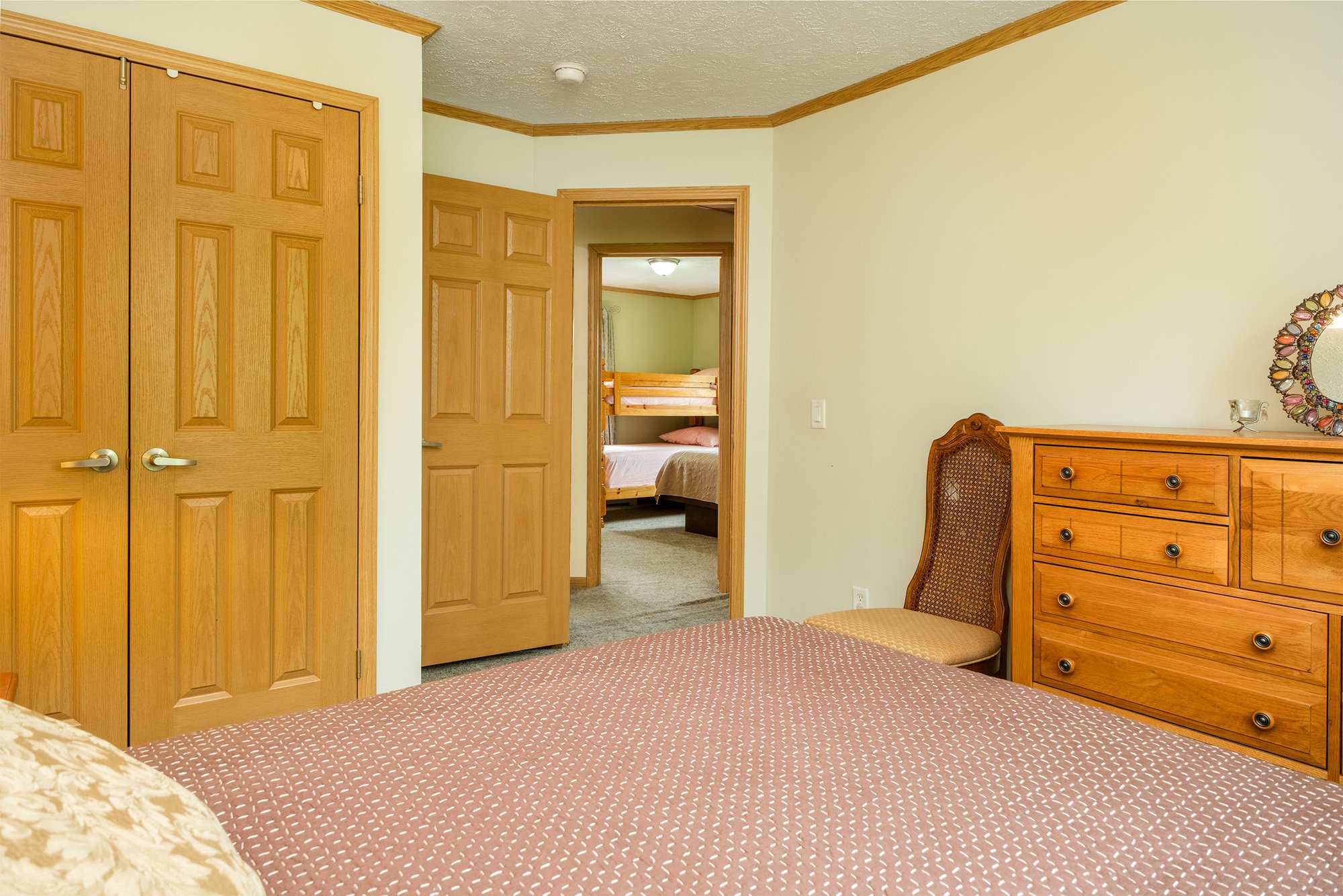 019 -- 936 Potter Mnt Rd