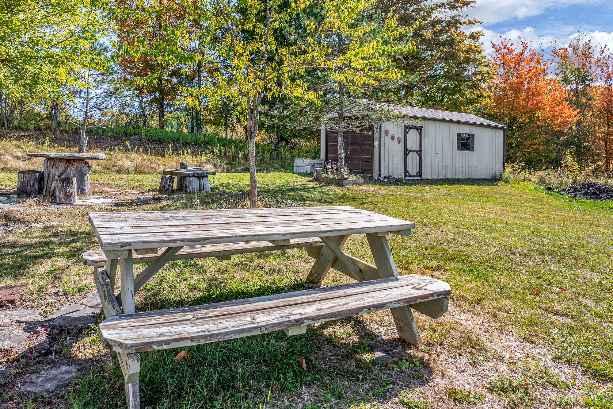 040 -- 936 Potter Mnt Rd